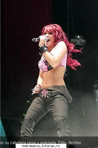 dulce imi place cel mai mult din rbd o ubesk ..::about dulce::..